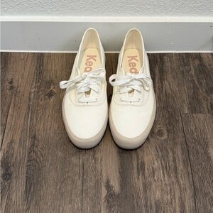 NWOT Keds Women's Off-White Canvas Sneakers